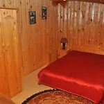 Яблучко Villa *