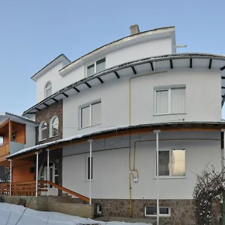 яблучко Villa Jaremtsje